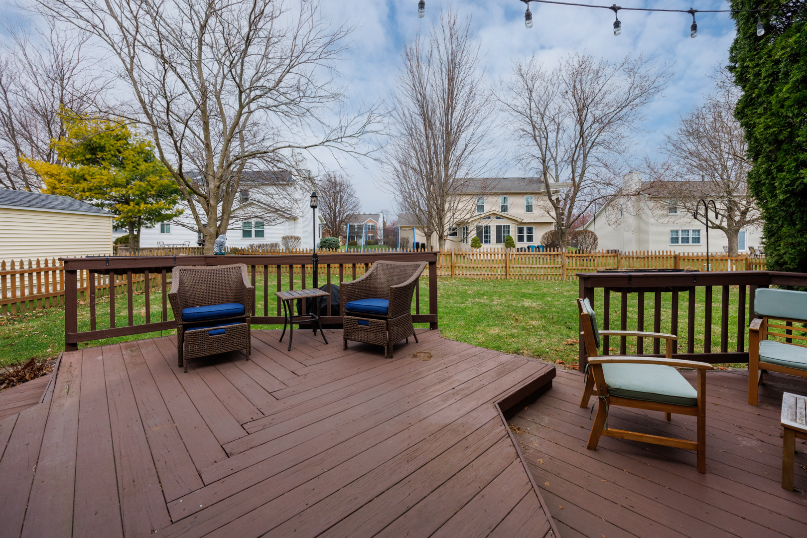 2810 Arrowhead Drive, Bloomington, IL 61704