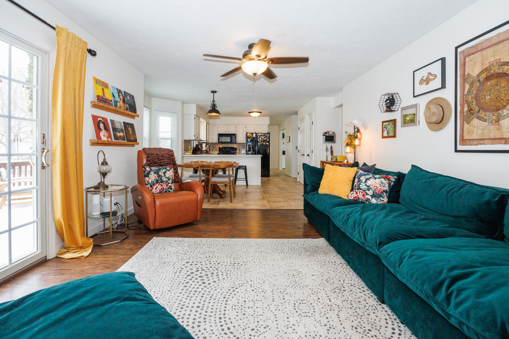 2810 Arrowhead Drive, Bloomington, IL 61704