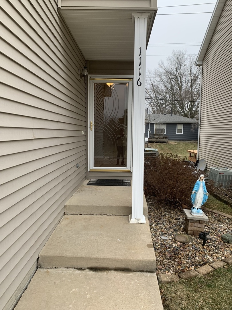 1116 Doral Drive, Bloomington, IL 61701