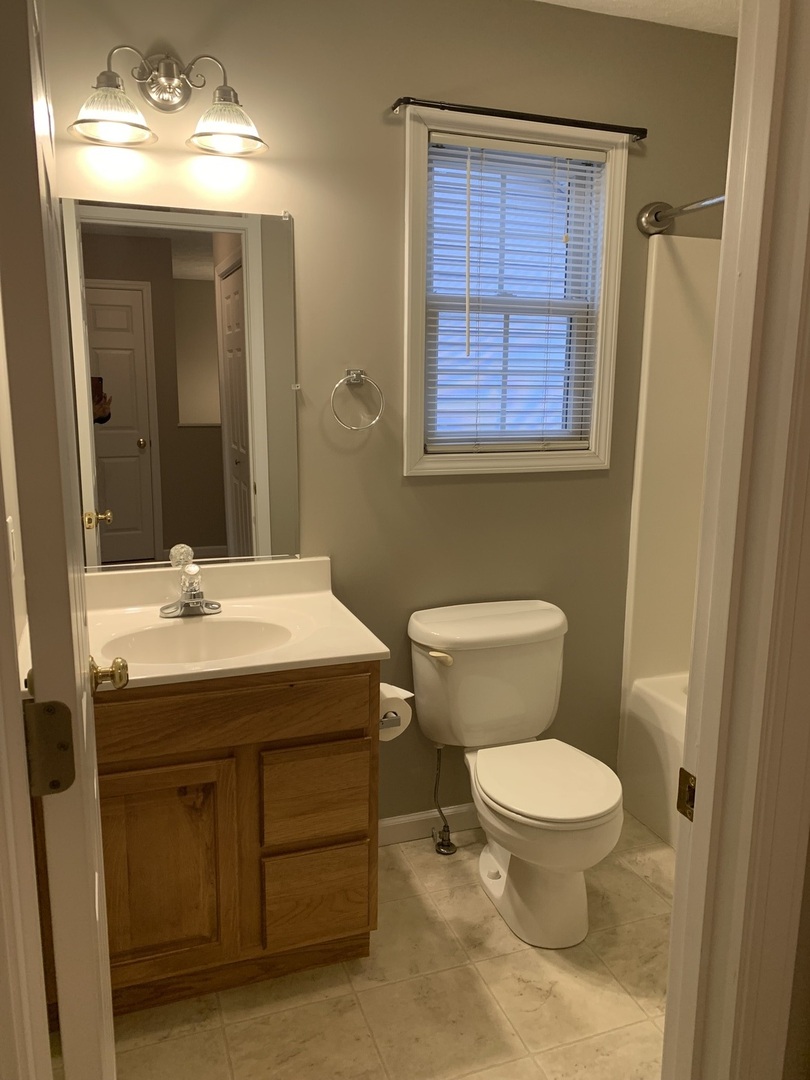 1116 Doral Drive, Bloomington, IL 61701