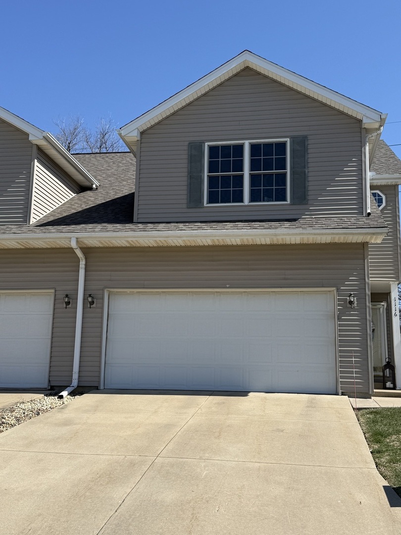 1116 Doral Drive, Bloomington, IL 61701