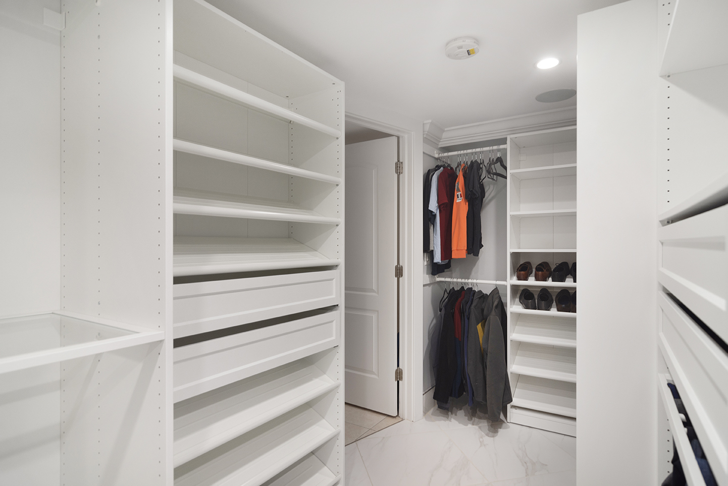 702 W Lonnquist Boulevard, Mount Prospect, IL 60056