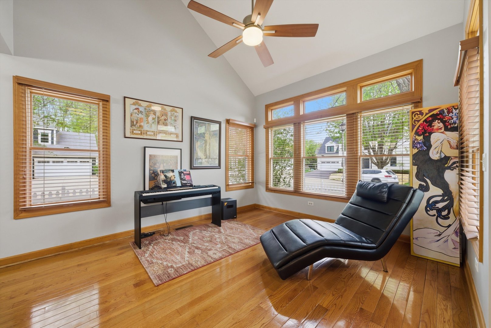 1030 Mount Vernon Drive, Grayslake, IL 60030