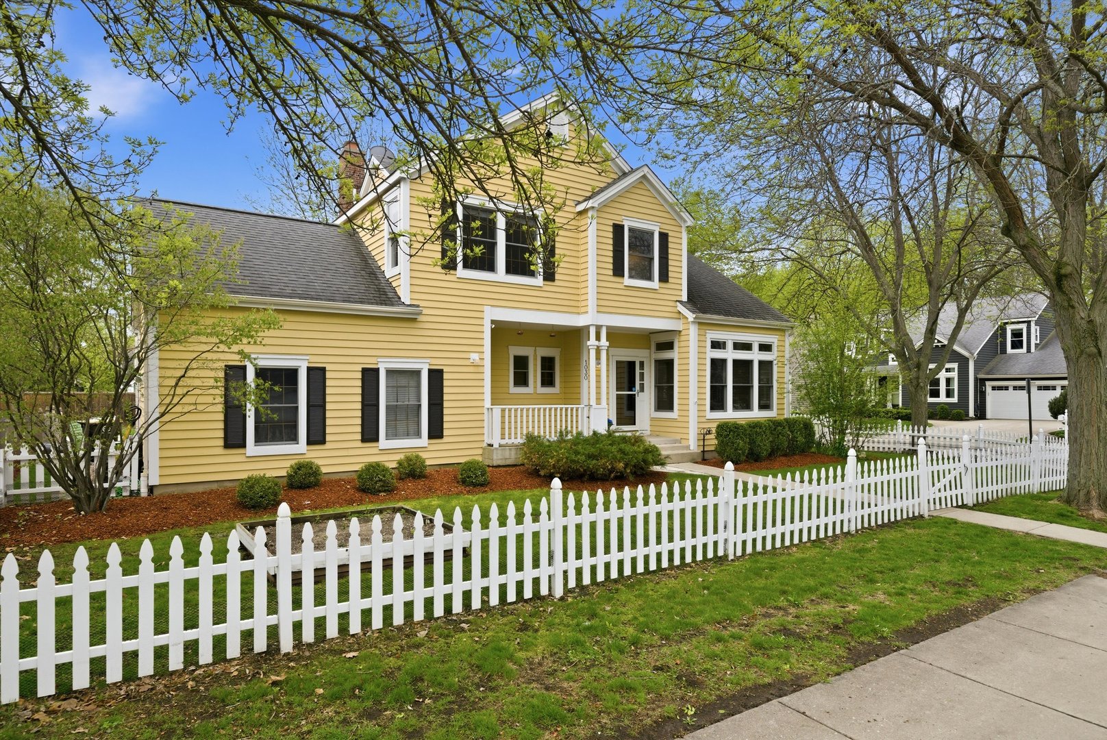 1030 Mount Vernon Drive, Grayslake, IL 60030
