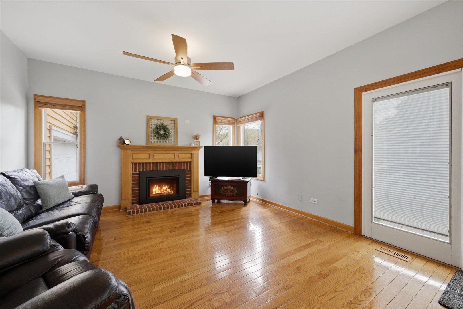 1030 Mount Vernon Drive, Grayslake, IL 60030
