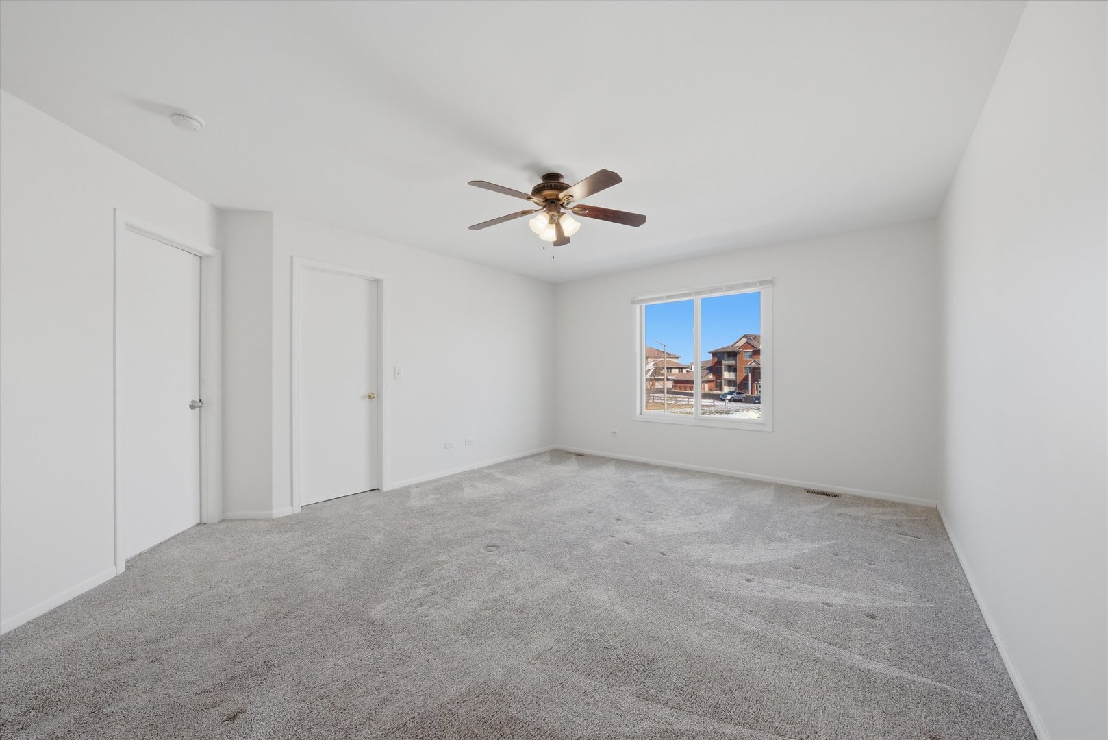 8261 Pecan Place, Frankfort, IL 60423