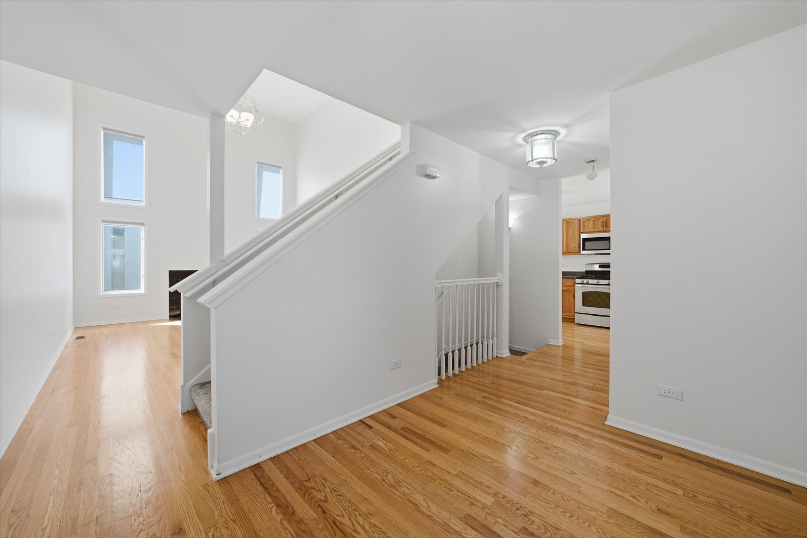 8261 Pecan Place, Frankfort, IL 60423