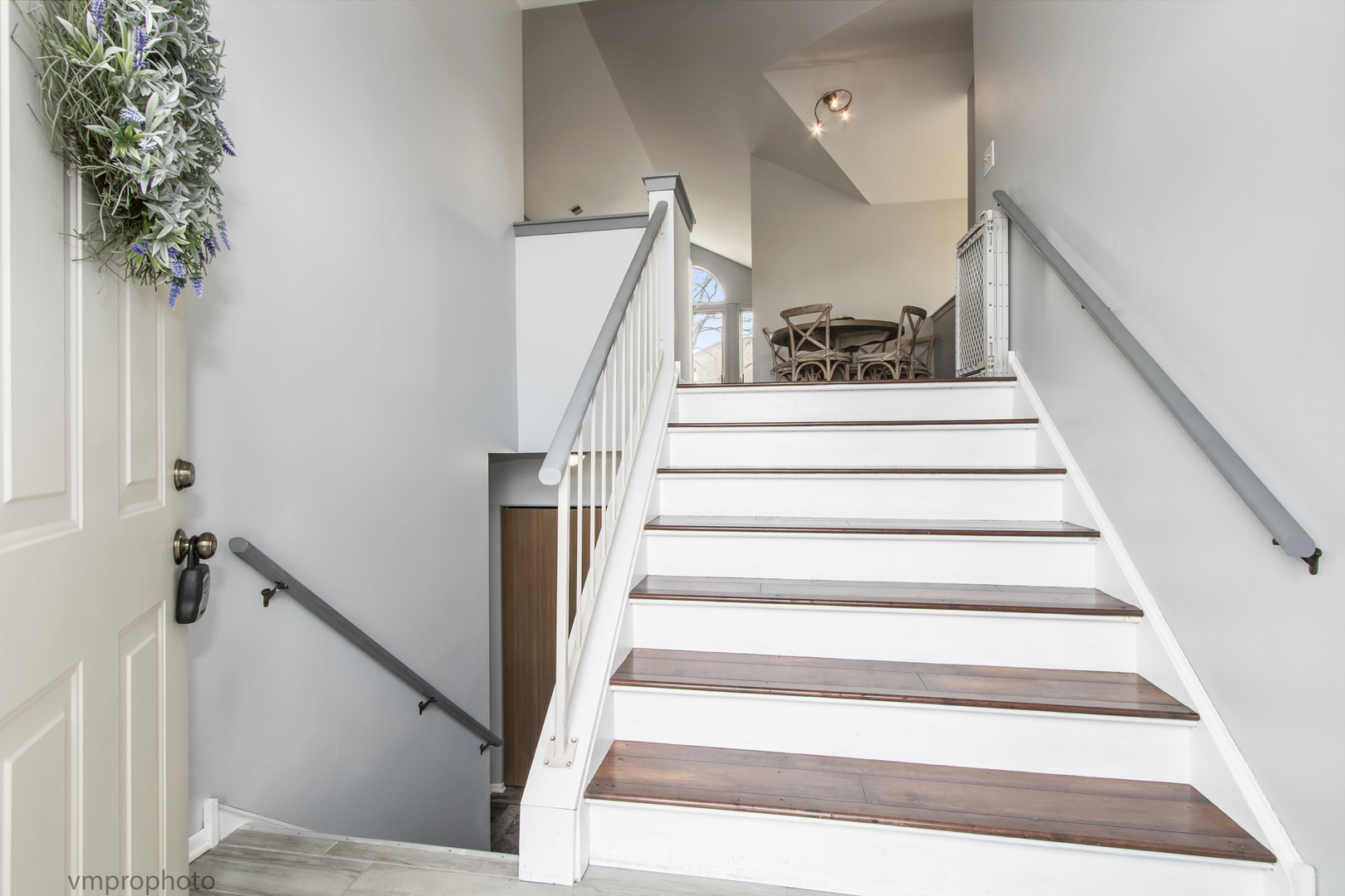 30W019 Juniper Court #30W019, Warrenville, IL 60555