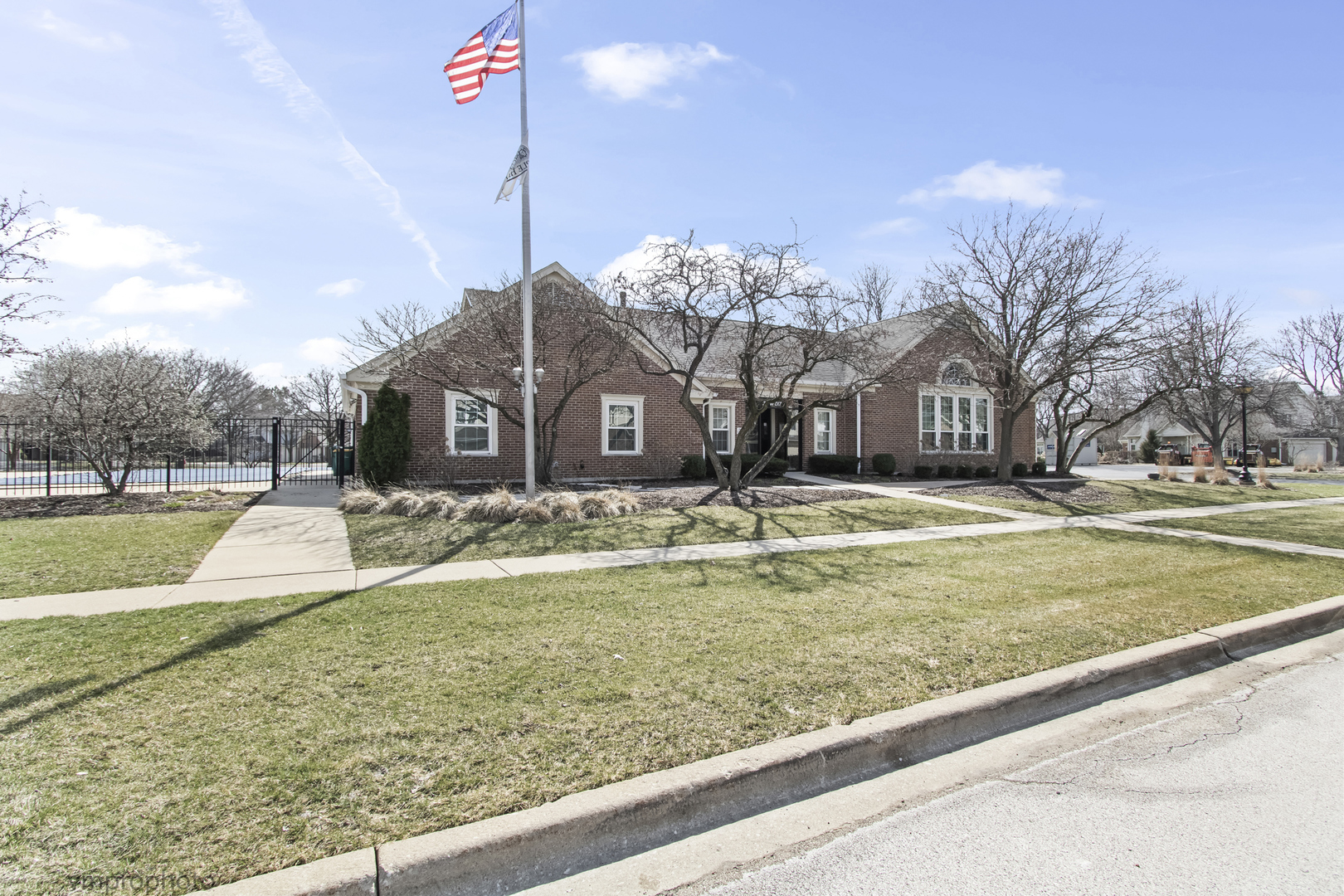 30W019 Juniper Court #30W019, Warrenville, IL 60555