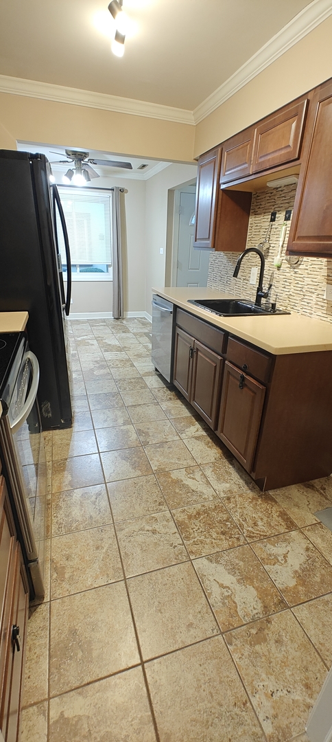 4035 Fitzjames Walk, Oak Lawn, IL 60453