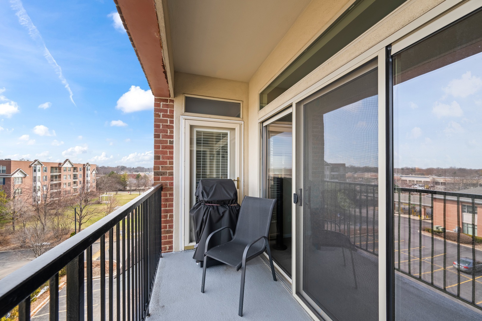 3135 Town Square Drive #407, Rolling Meadows, IL 60008