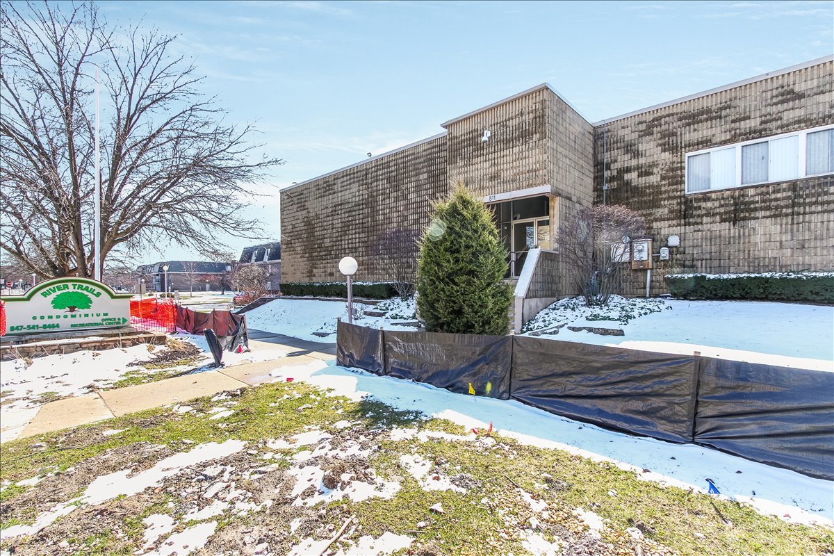 831 Mcintosh Court #208, Prospect Heights, IL 60070