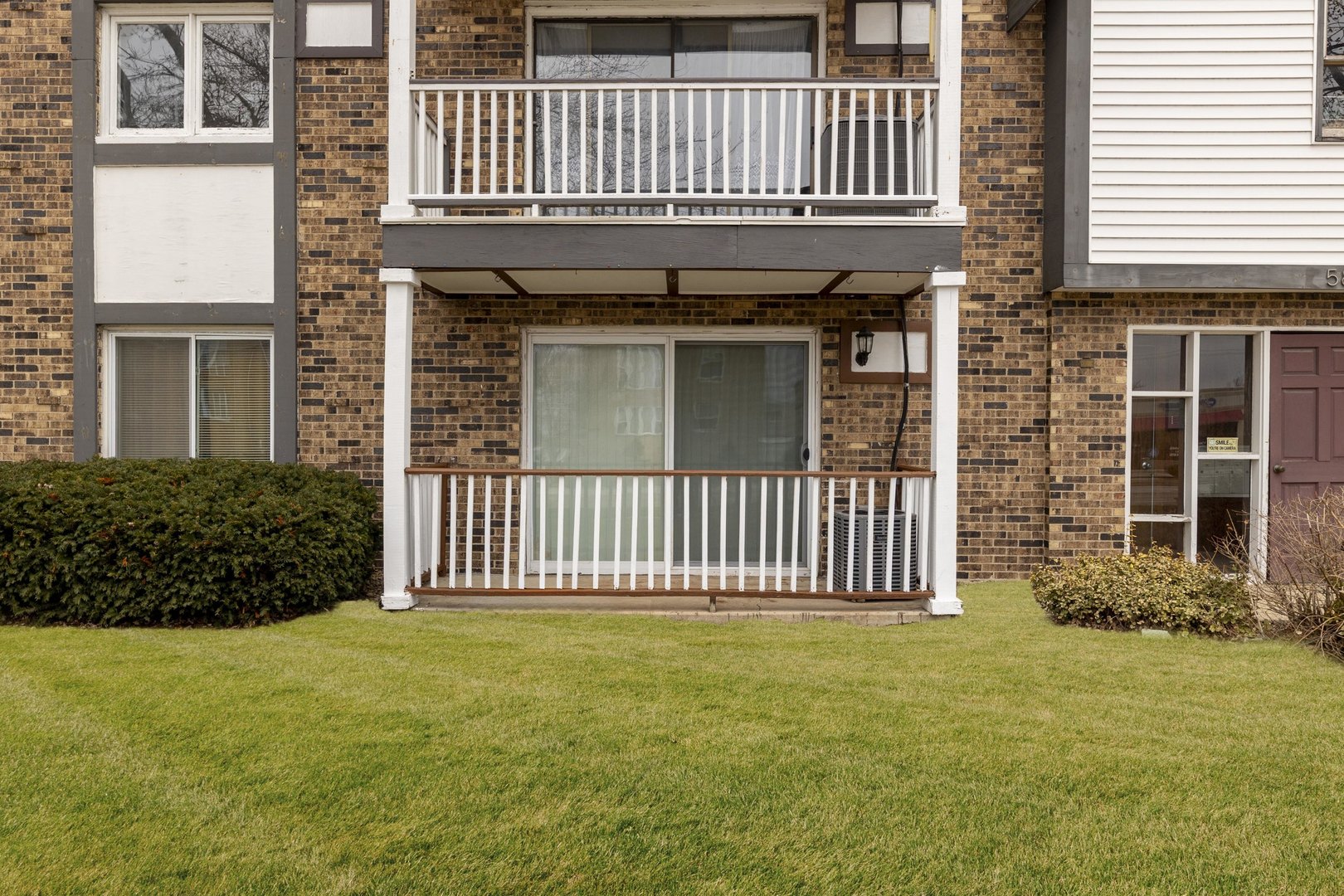 5850 W 87TH Street #1A, Burbank, IL 60459
