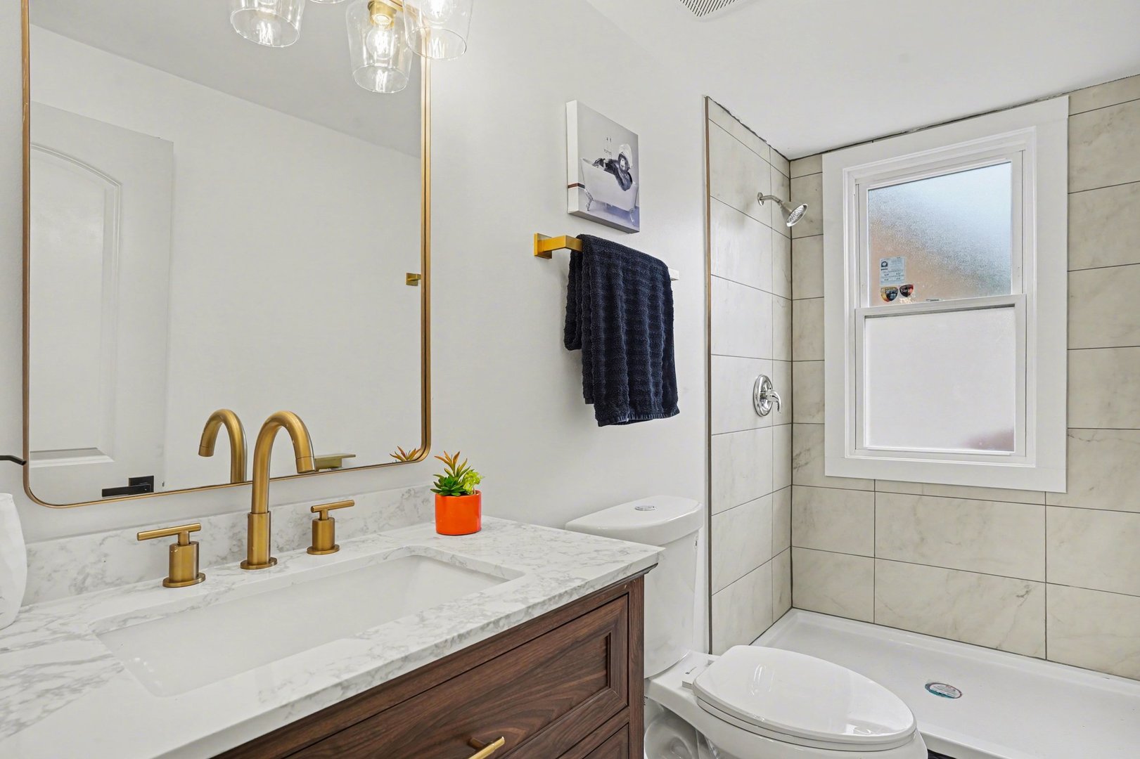 9312 S Francisco Avenue, Evergreen Park, IL 60805