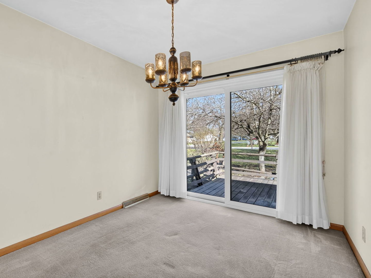 185 N Dewey Street, Diamond, IL 60416