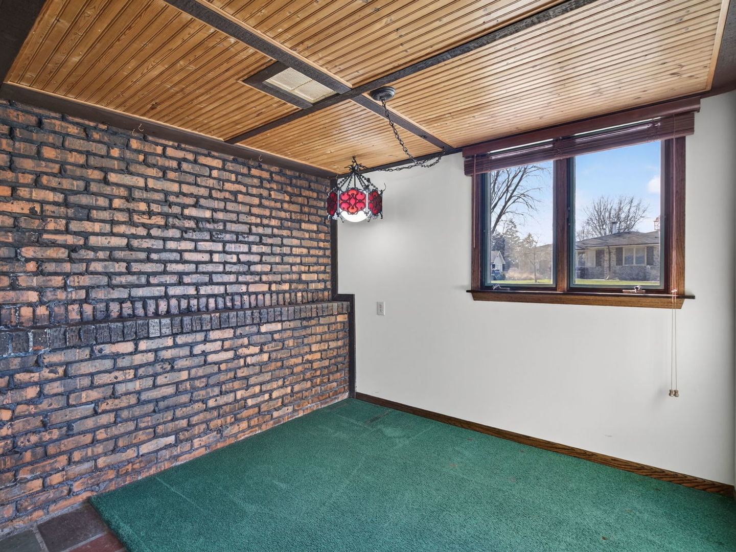 185 N Dewey Street, Diamond, IL 60416