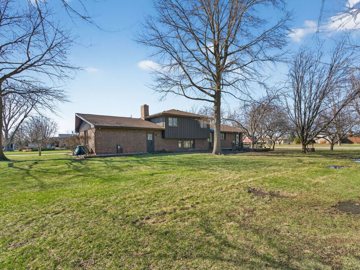 185 N Dewey Street, Diamond, IL 60416