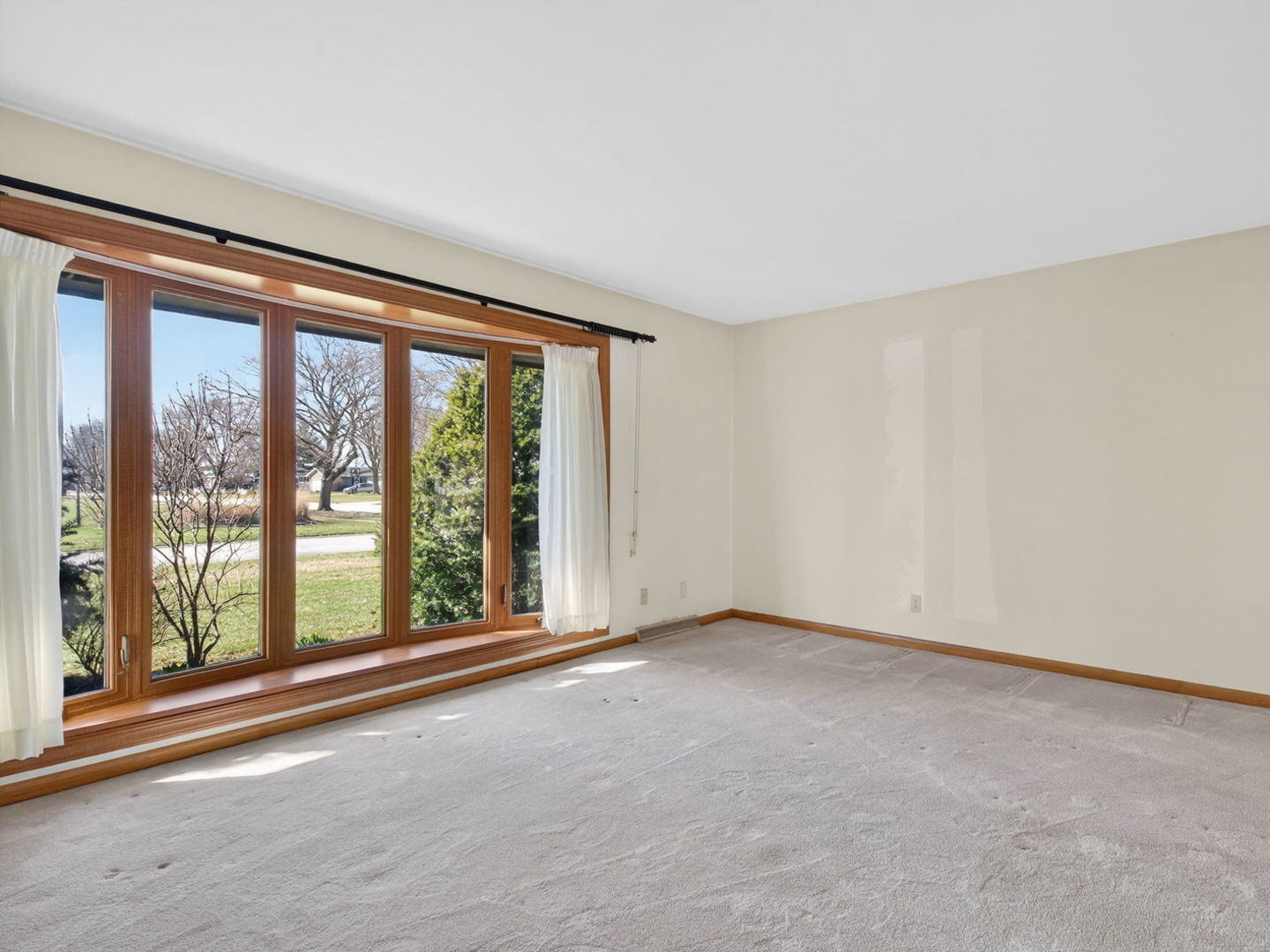 185 N Dewey Street, Diamond, IL 60416