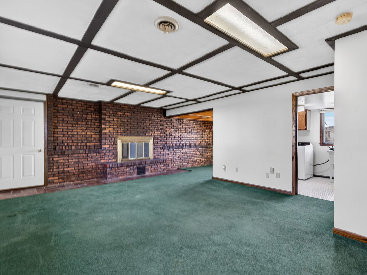 185 N Dewey Street, Diamond, IL 60416