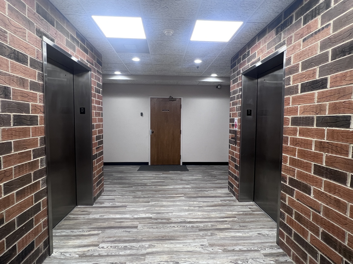 7808 W COLLEGE Drive #1SE, Palos Heights, IL 60463