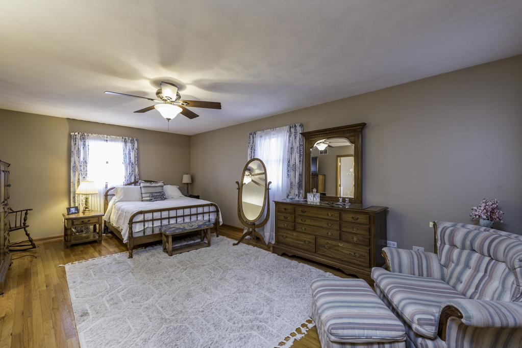 Winthrop Harbor, IL 60096