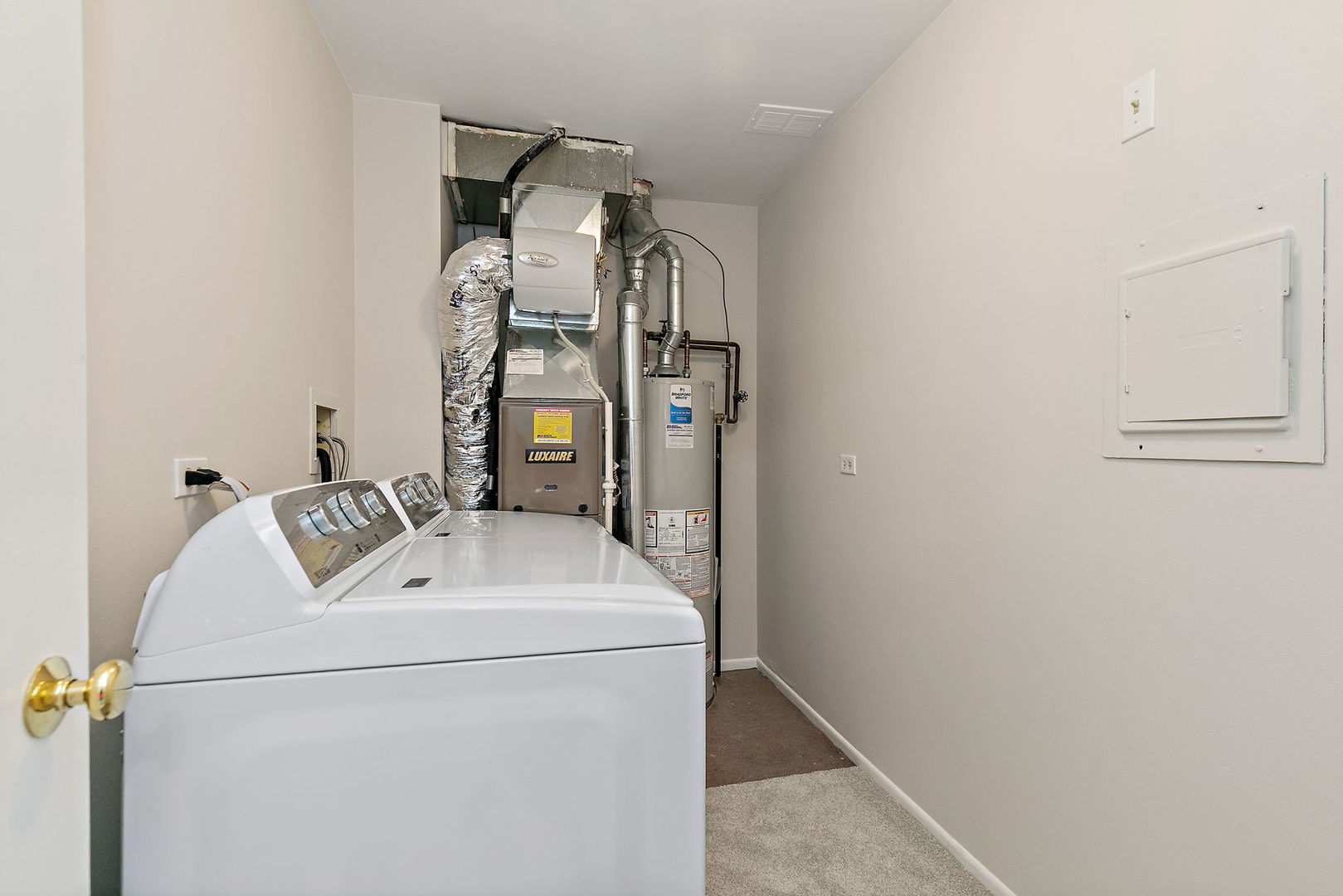 320 Woodbury Court #D1, Schaumburg, IL 60193