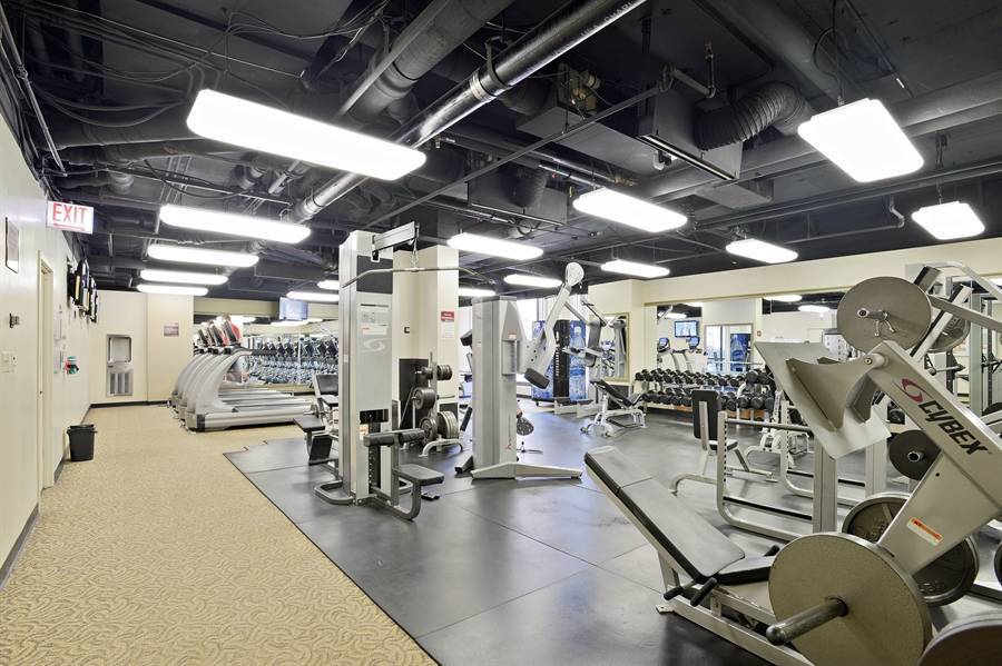 10 E Ontario Street #2101, Chicago, IL 60611