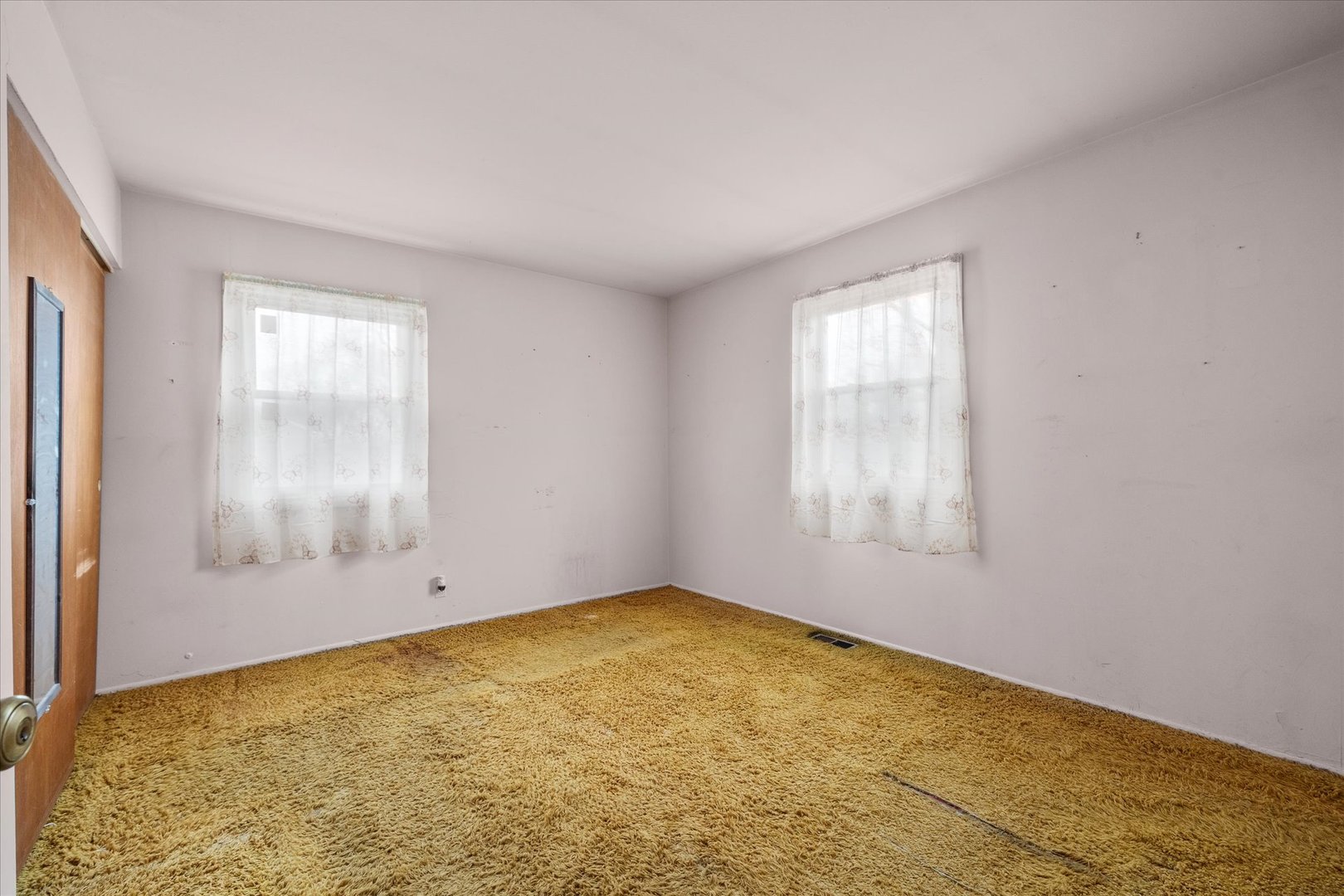 132 N Pinecrest Road, Bolingbrook, IL 60440