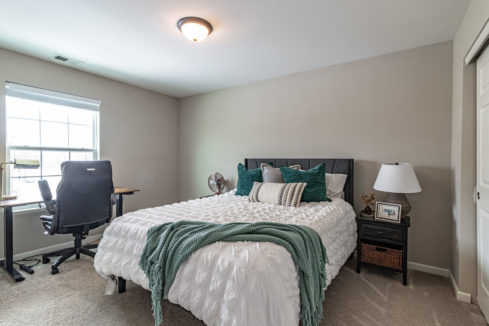 523 Town Center Boulevard, Gilberts, IL 60136