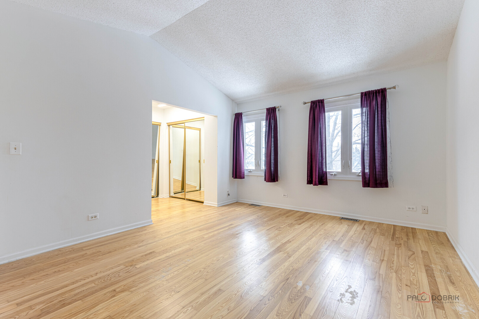 356 Redwing Drive, Deerfield, IL 60015