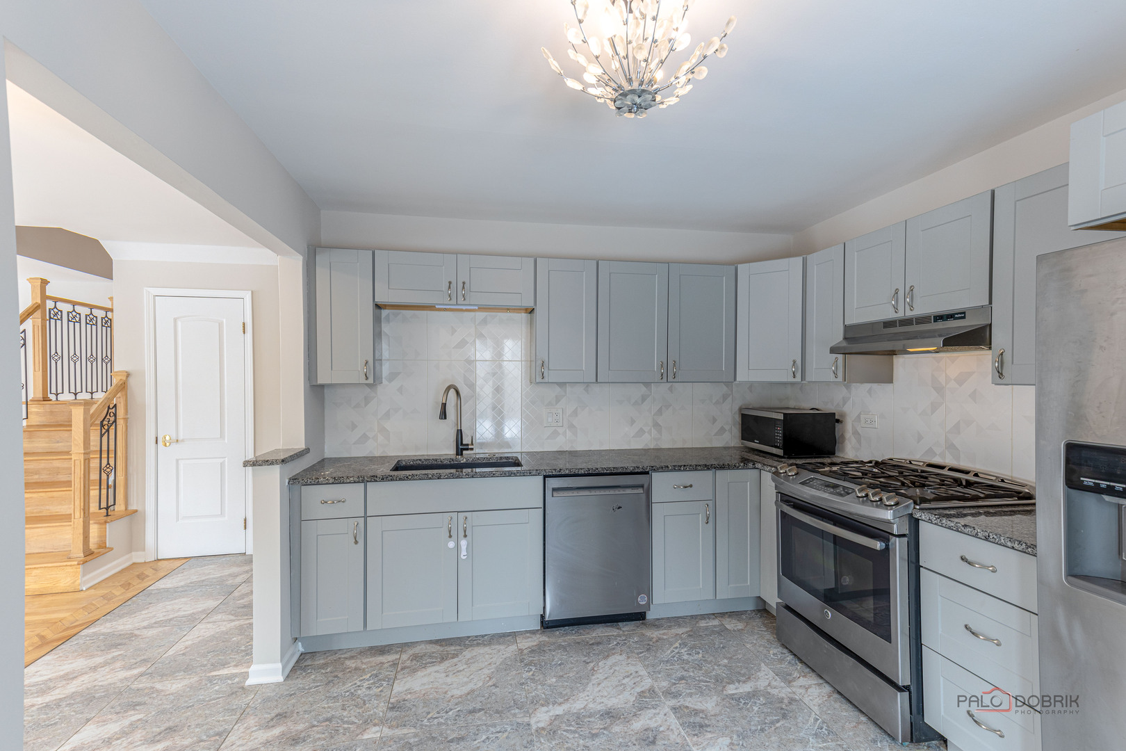 356 Redwing Drive, Deerfield, IL 60015