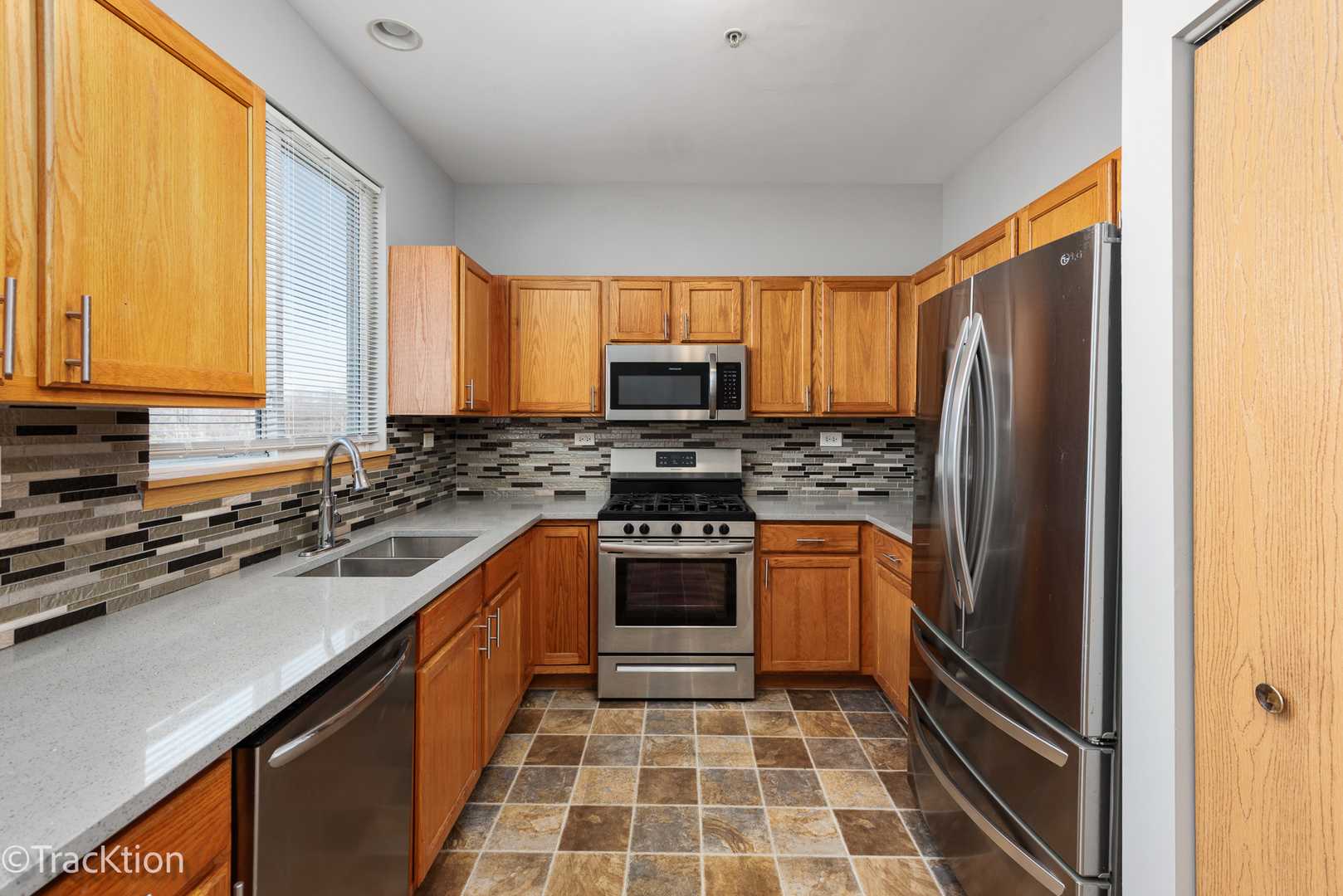 21602 Dogwood Road #118-4, Matteson, IL 60443