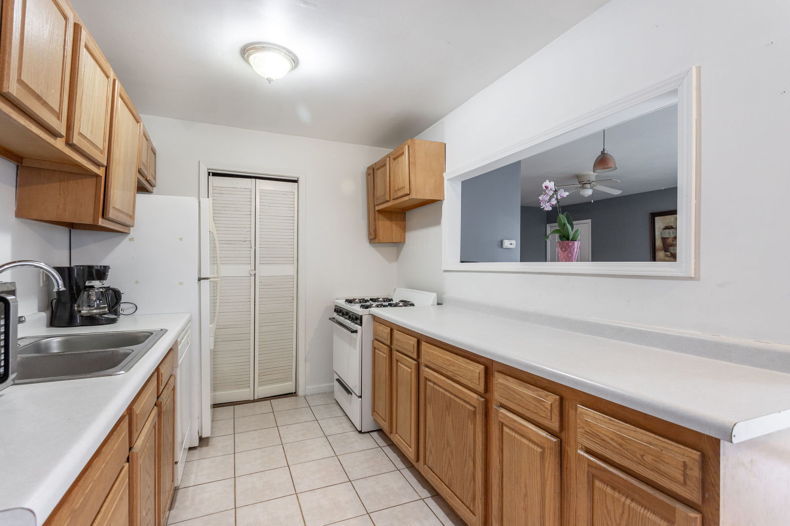 80 Fernwood Drive #O, Bolingbrook, IL 60440