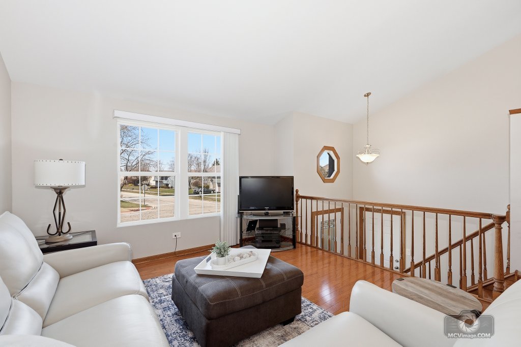 7415 W Braemar Lane, Frankfort, IL 60423