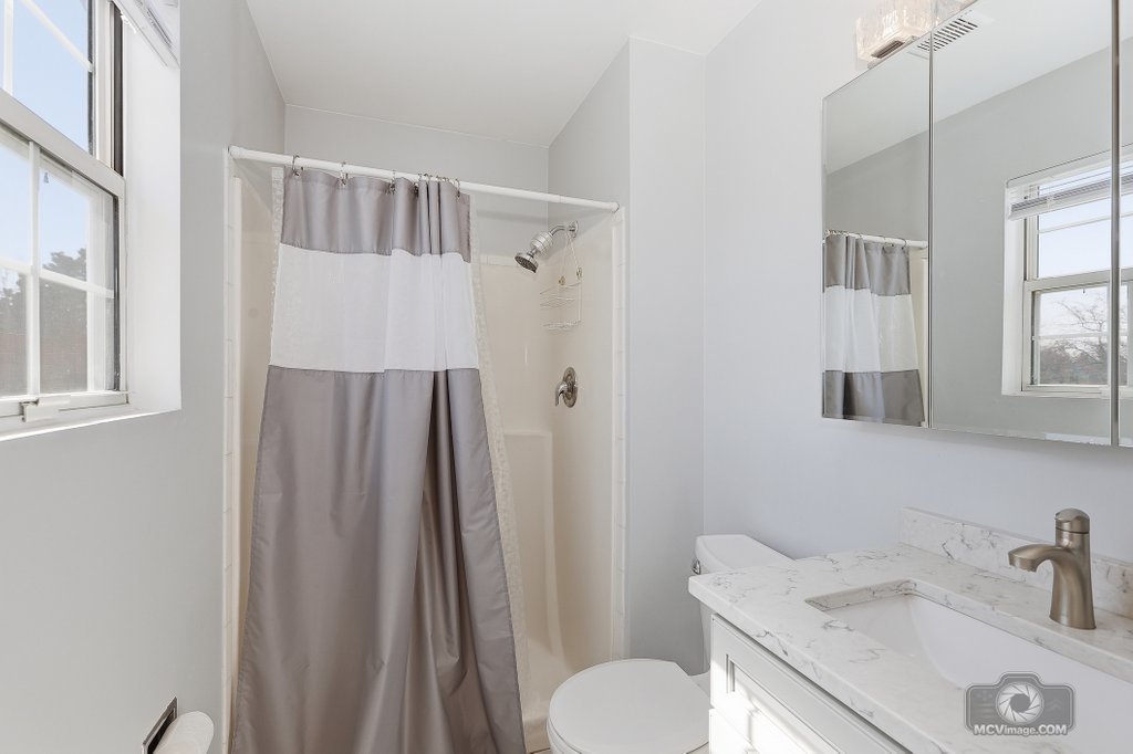 7415 W Braemar Lane, Frankfort, IL 60423