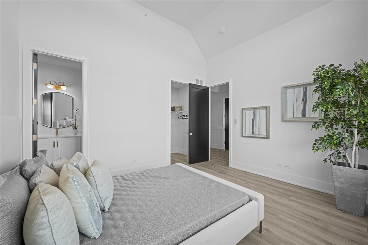 Long Grove, IL 60047