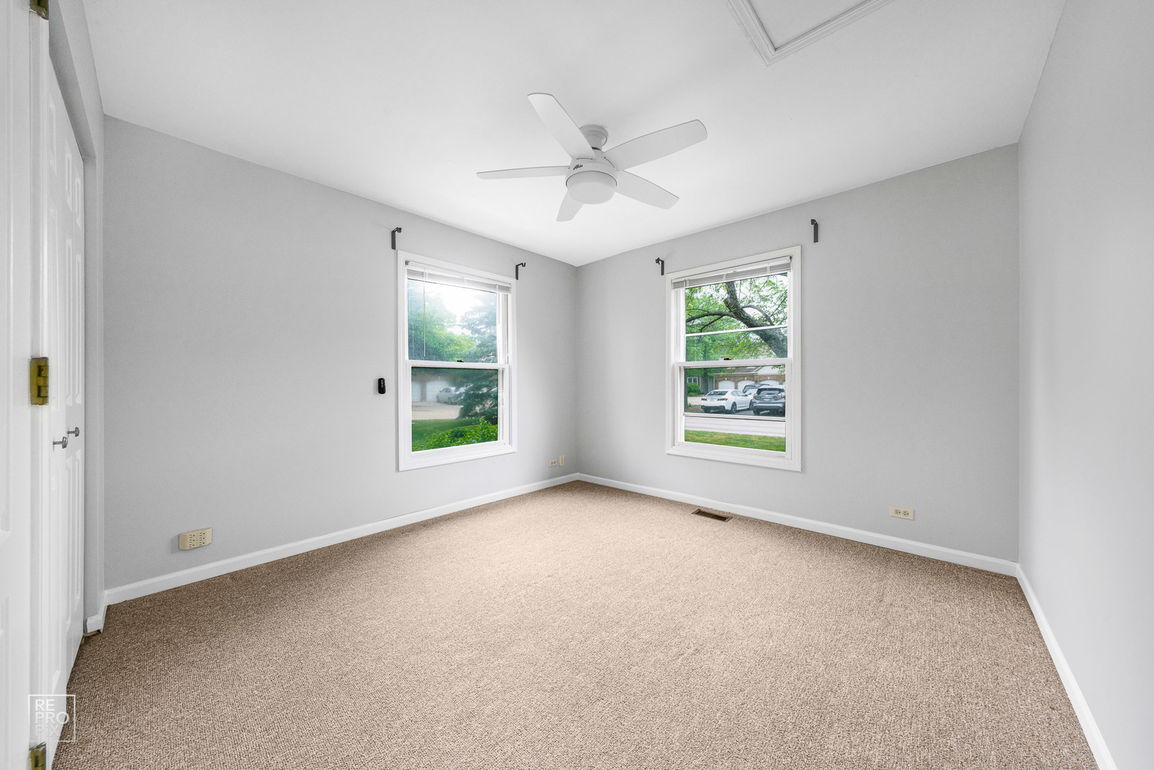 98 Willow Parkway, Buffalo Grove, IL 60089