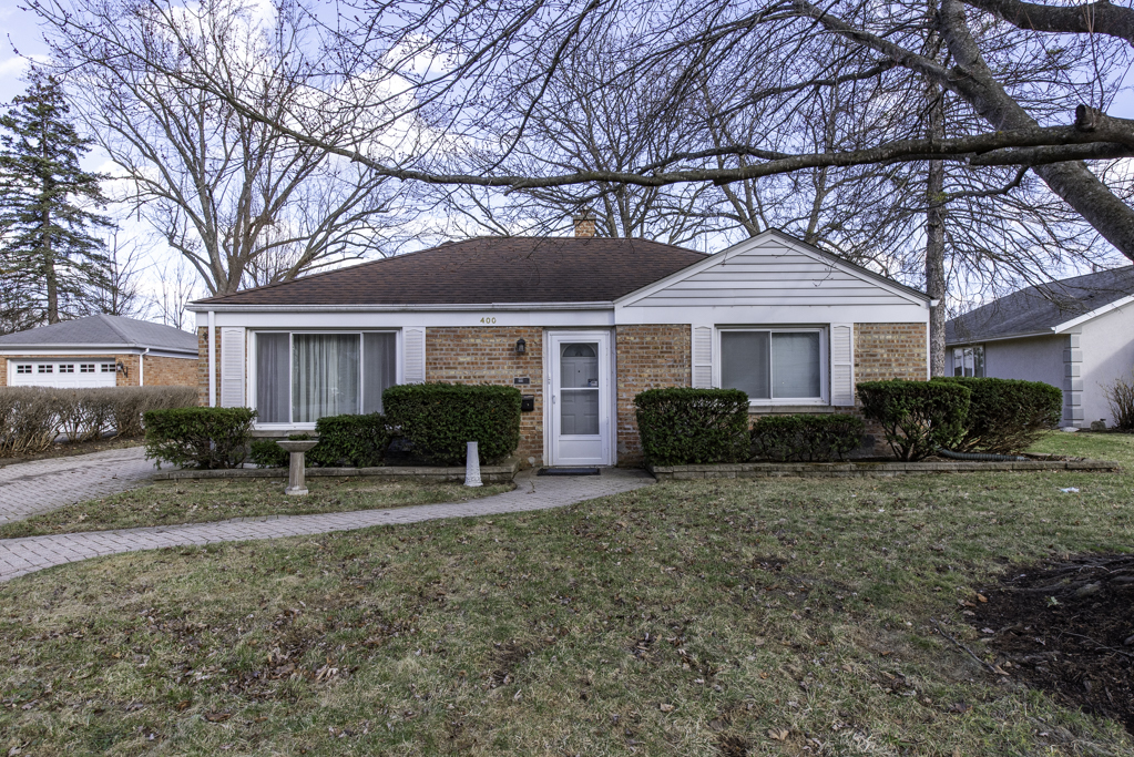 400 7th Avenue, Libertyville, IL 60048