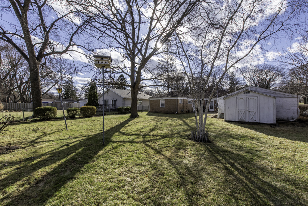 400 7th Avenue, Libertyville, IL 60048