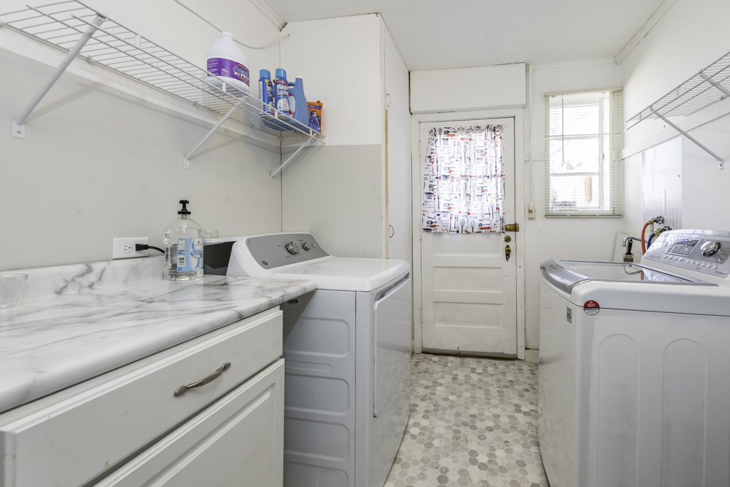 400 7th Avenue, Libertyville, IL 60048