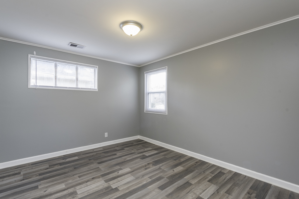 400 7th Avenue, Libertyville, IL 60048