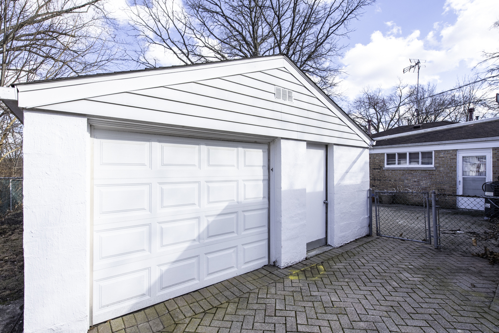 400 7th Avenue, Libertyville, IL 60048