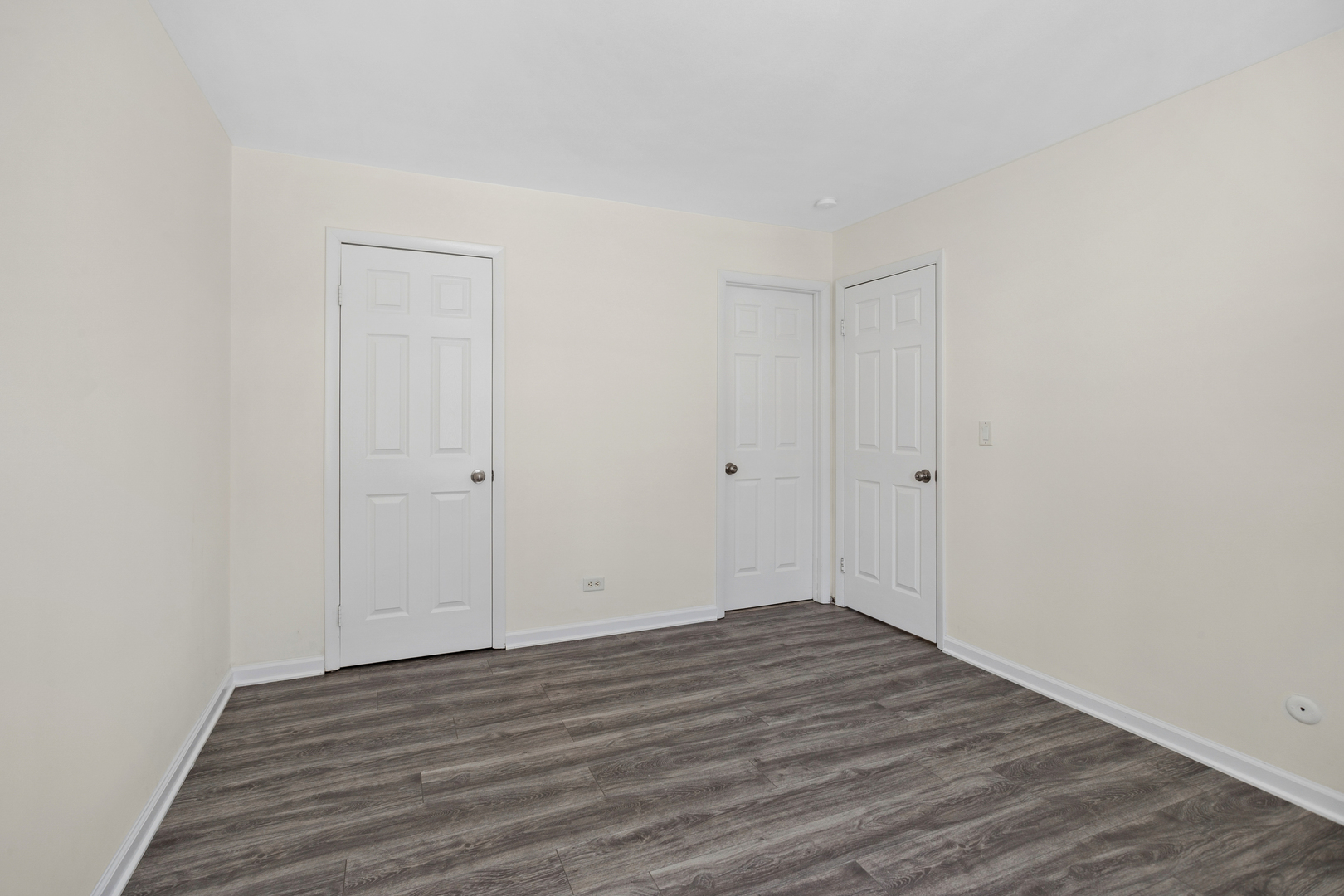 402 Sandalwood Lane #C1, Schaumburg, IL 60193