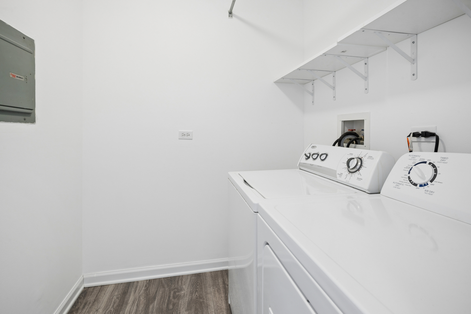 402 Sandalwood Lane #C1, Schaumburg, IL 60193