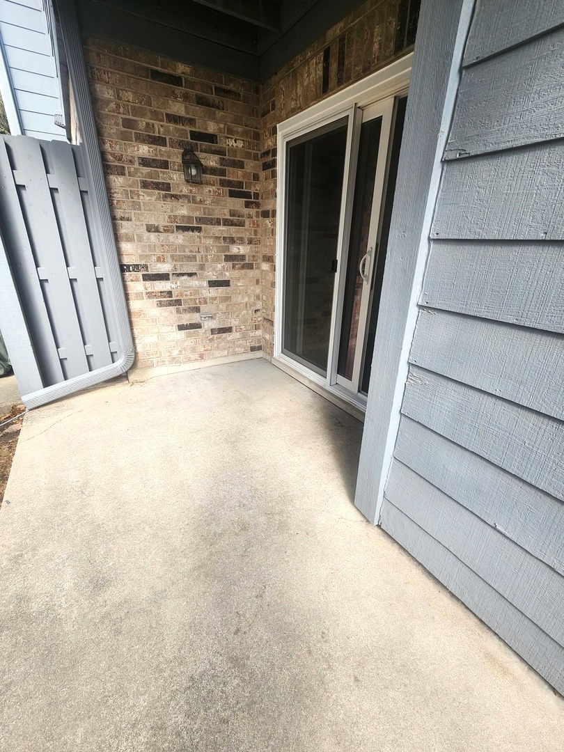 43 Foxcroft Boulevard #135, Naperville, IL 60565