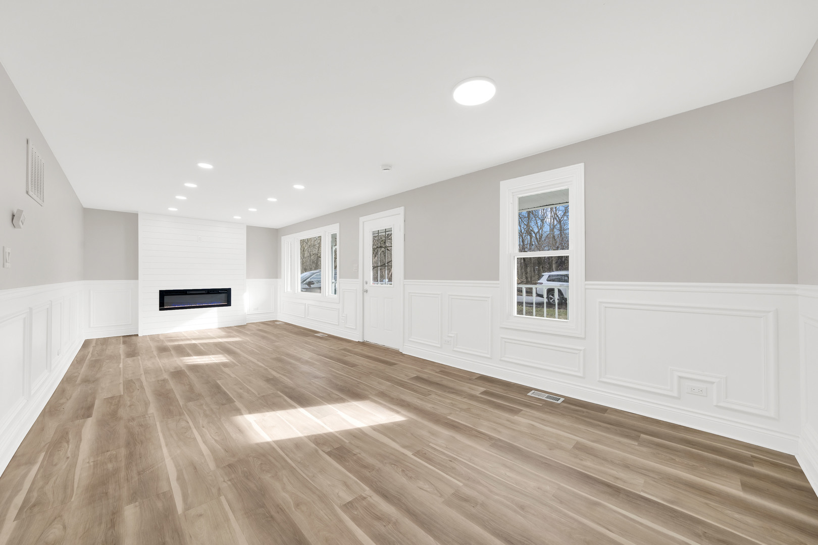 14222 Long Avenue, Midlothian, IL 60445