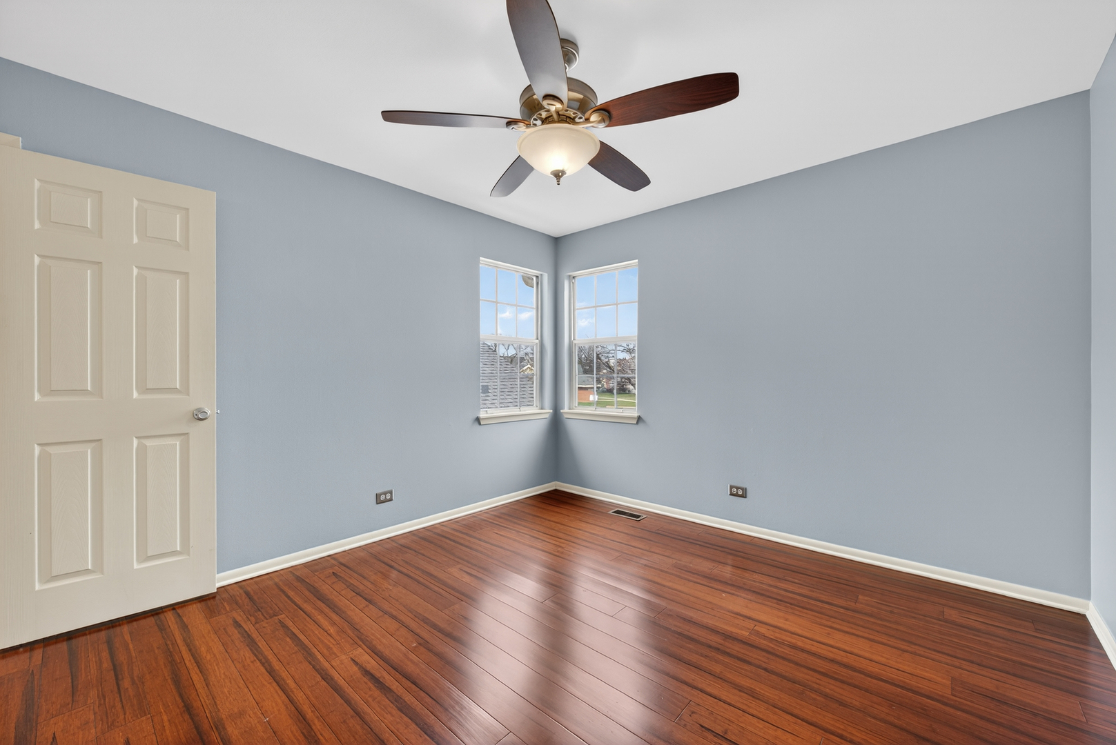 1454 EAGLE Court #1454, Glendale Heights, IL 60139