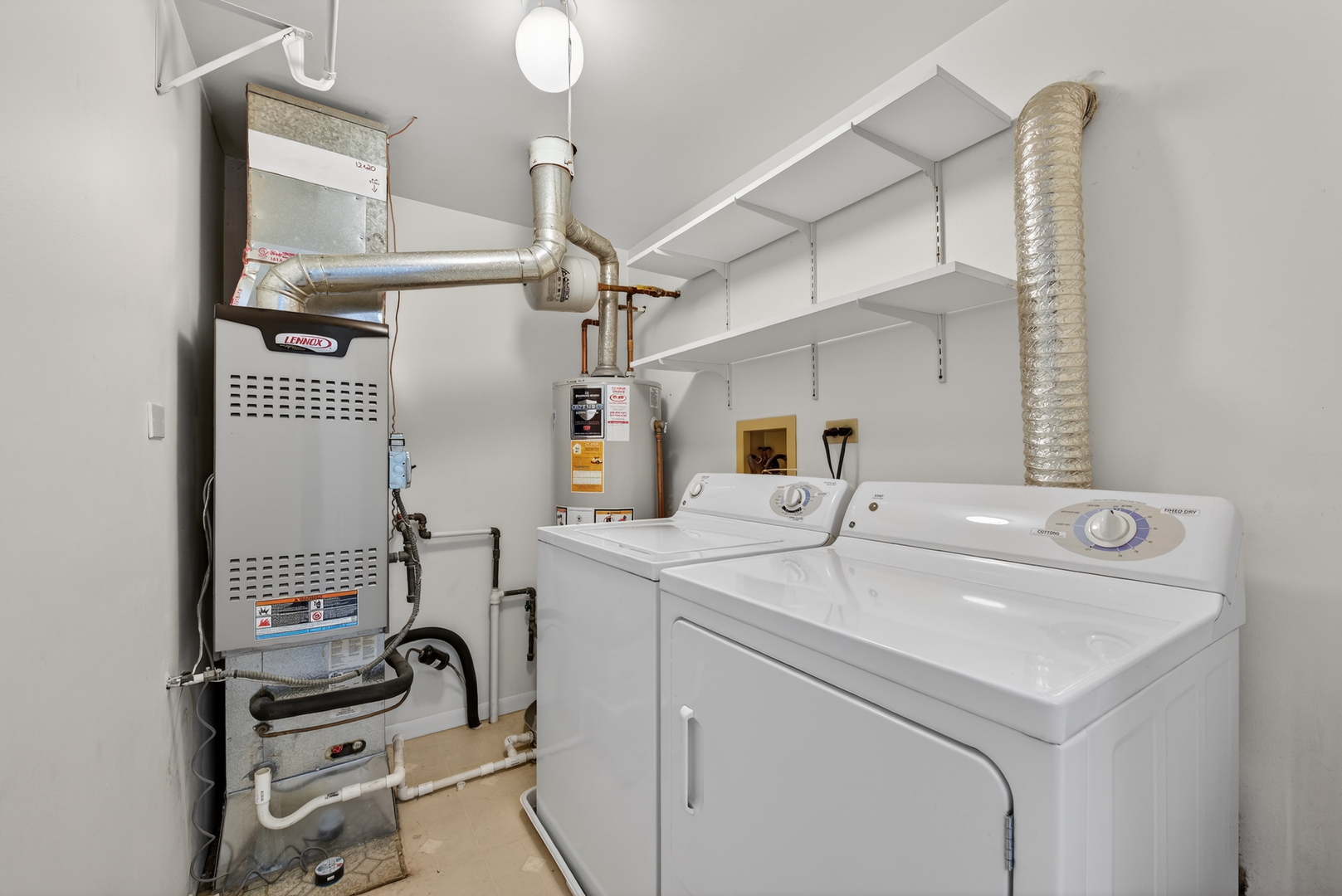 1454 EAGLE Court #1454, Glendale Heights, IL 60139