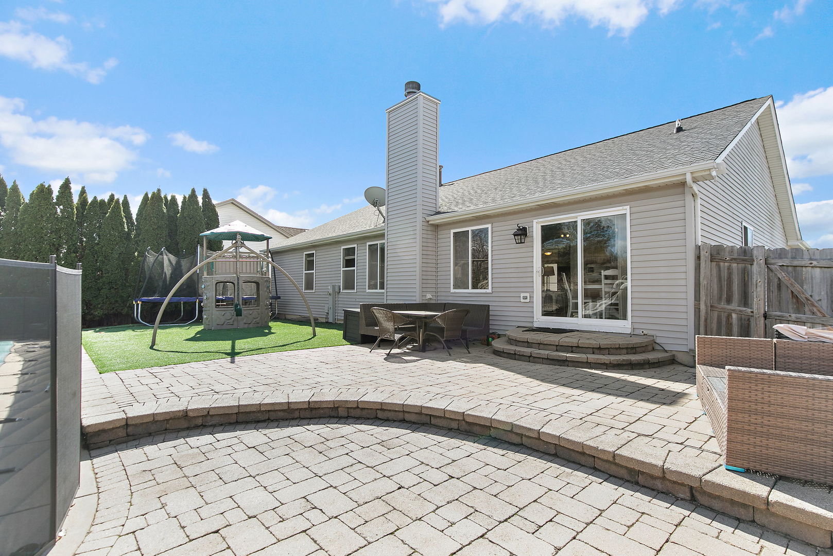 1335 Deerpath Road, Aurora, IL 60506