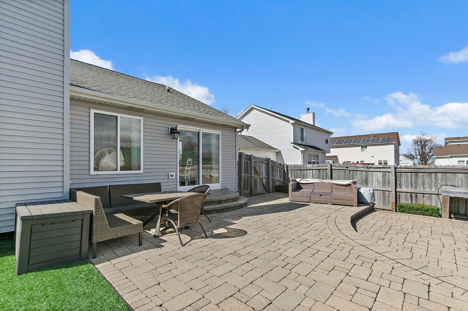 1335 Deerpath Road, Aurora, IL 60506